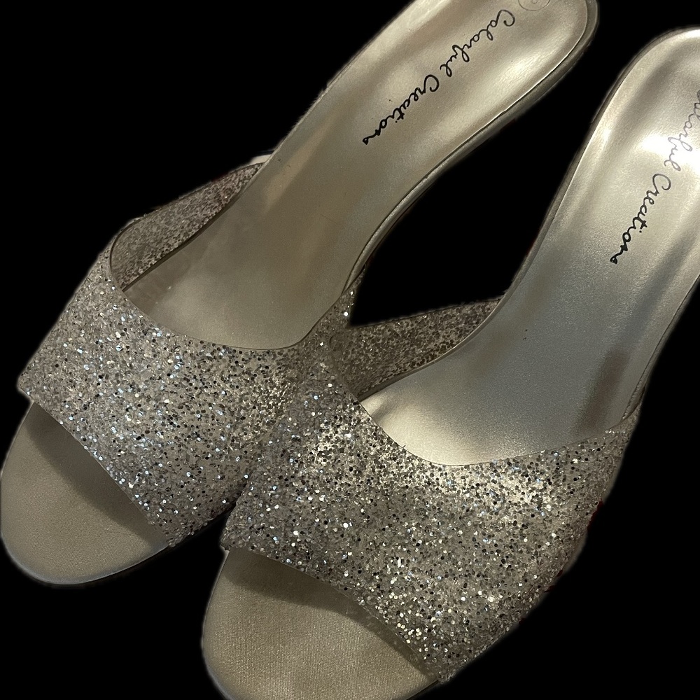 Colorful creations, silver vinyl, 9B dress shoes